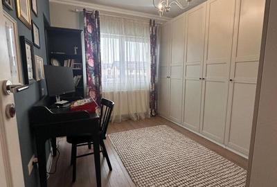 Casă cu 4 camere cu Teren 200 Mp în Central - 9