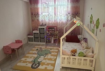 Apartament cu 3 camere decomandat în Prelungirea Ghencea - 12