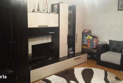 Apartament cu 2 camere decomandat în Central - 2