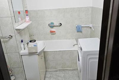 Apartament cu 3 camere decomandat în Simeria - 2