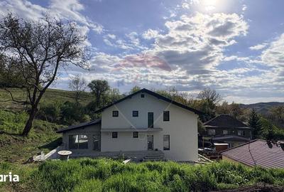 Casă cu 6 camere cu Teren 822 Mp în Central - 18