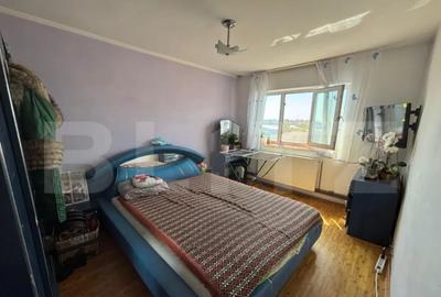 Apartament cu 3 camere decomandat, mobilat în Micro 5 - 2