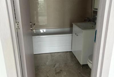 Apartament cu 3 camere decomandat în Titan - 5