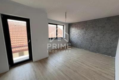 Casă cu 4 camere cu Teren 200 Mp în Micești