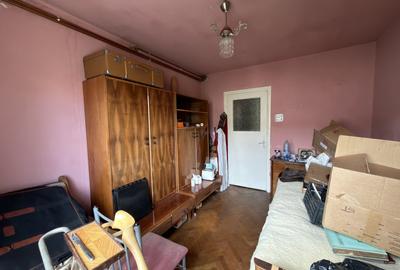 Apartament cu 4 camere decomandat, mobilat în Circumvalațiunii - 12