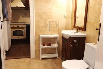 MEDICINA - ETAJ 2 - CLADIRE ISTORICA - 3 CAMERE - 1 BALCON - 1 TERASA - CENTRALA - 9