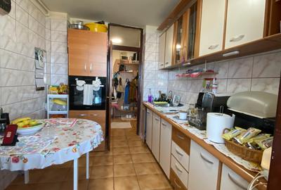 Apartament cu 3 camere semidecomandat în Uverturii - 4