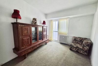 Apartament cu 4 camere semidecomandat în Colentina - 3