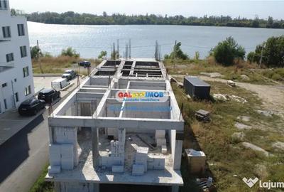 Casă cu 4 camere cu Teren 250 Mp în Central - 1