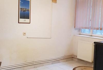 Casă cu 3 camere în Central