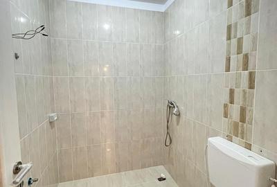 Apartament cu 3 camere decomandat în Militari - 6