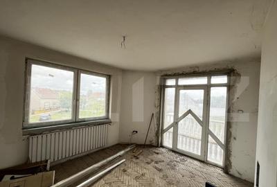 Casa de vanzare in Lazuri, ideala si pentru investitii - 4