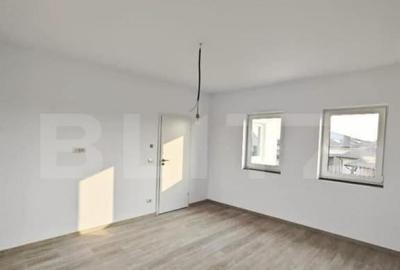 Casă cu 3 camere cu Teren 423 Mp în Central - 2