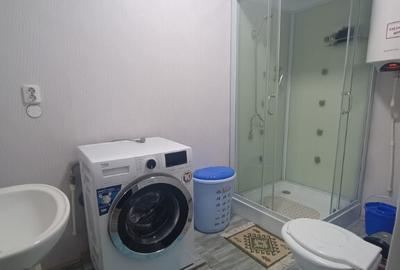 Casă cu 2 camere cu Teren 105 Mp în Piața Centrală - 1