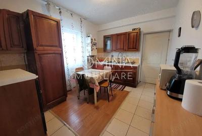 Vanzare casa situata in Targu Jiu, strada Jiului - zona Pie?ei Centrale - 6