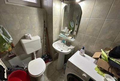 Casă cu 3 camere cu Teren 150 Mp în Central