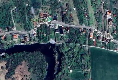 Teren de 1511 mp, în Central - 4