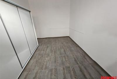 Spațiu comercial, de 40 mp, în Orizont - 7