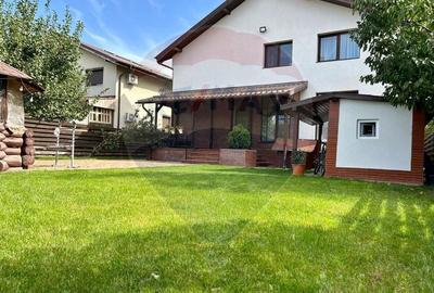 DE VANZARE Casa / Vila cu 4 camere Berceni - 2