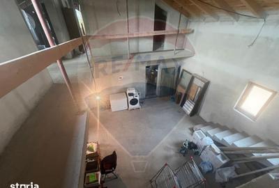 Casă cu 6 camere cu Teren 1615 Mp în Central - 18