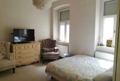 Apartament cu 3 camere decomandat în Central - 8