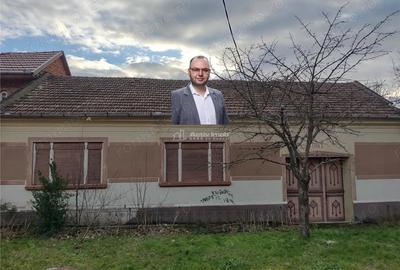 Casă cu Teren 40 Mp în Bogodinț - 1