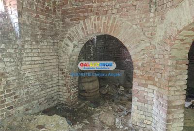 Casă cu 4 camere cu Canalizare în Unirii - 16