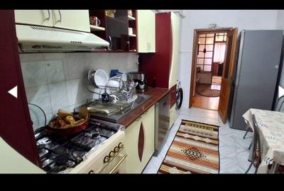 Apartament cu 4 camere decomandat în Păcurari - 3