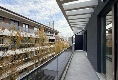 Apartament cu 3 camere decomandat în Băneasa