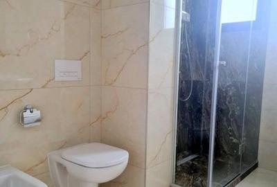 Apartament cu 2 camere, 75 mp - cartier Micro 17, Roka Re... - 3
