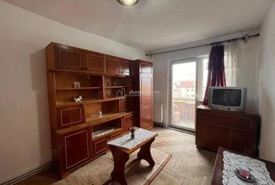 Apartament cu 3 camere decomandat în Central - 14
