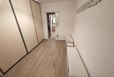 Apartament cu 3 camere decomandat în Central - 1