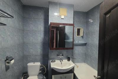 Apartament cu 3 camere decomandat în Hipodrom - 1