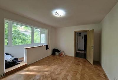 Apartament cu 3 camere în Circumvalațiunii - 8
