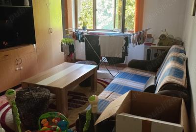 DIRECT DE LA PROPIETAR Apartament cu 3 camere decomandate de vanzare Zona Soarelui,! .Pre? 120.000 - 7