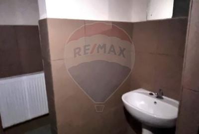 Spațiu comercial, de 190 mp, în Hotvon - 9