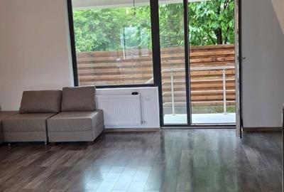 Casă cu 4 camere cu Teren 75 Mp în Central