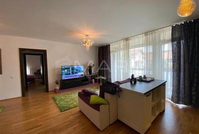 Apartament cu 3 camere decomandat în Central - 11