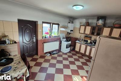 Casă cu 3 camere cu Teren 466 Mp în Dobroești - 10