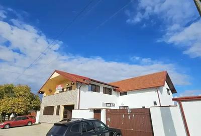 Vila cu spatiu pentru orice afacere - 1