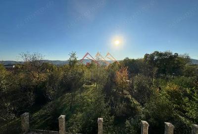 Vila S+P+E, priveliste deosebita, 6 camere, garaj, terasa, Cornu, PH - 15