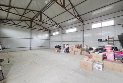 Hala cu teren de 751 mp in M. Kogalniceanu- la strada principala - 1