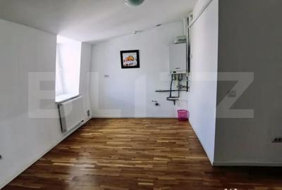Spațiu comercial, de 795 mp, în George Enescu - 4