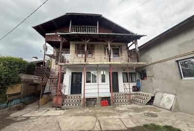 Casă cu 3 camere cu Teren 377 Mp în Bănești