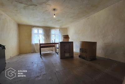 Casă cu 3 camere cu Teren 1807 Mp în Lipova - 1