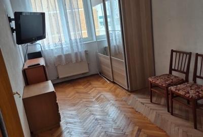 Apartament 3 camere – zona centrala Targoviste, Piata 1 Mai - 6