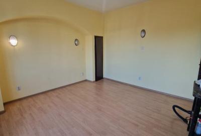 Apartament 3 camere - 10 minute de metrou - Mosilor - 18