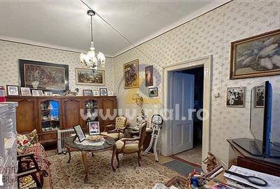 Casă cu 4 camere semidecomandat cu Teren 750 Mp în Central - 8
