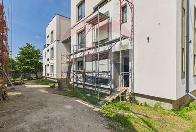 Casă cu 8 camere cu Teren 300 Mp în Ultracentral - 8