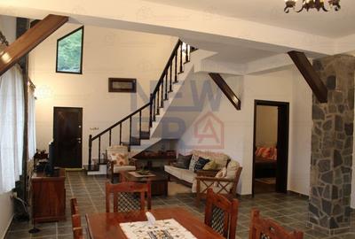 Oportunitate ! Vila Sinaia - Confort si natura la un loc - 3